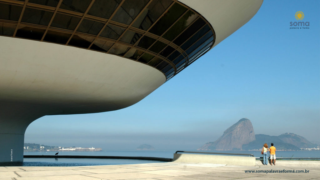 12 06 19 postal Niemeyer